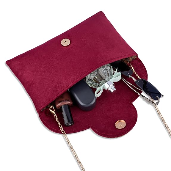 Bag in Elegant Black Beaded Clutch Bag Sophisticated Evening Purse with Gold Embellishments Ideal for Formal Events, Parties, and Weddings